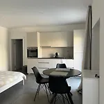 Lily Apartma *